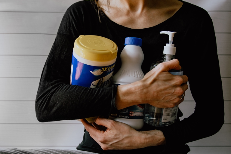 Produtos de limpeza que não podem faltar - Blog Dona