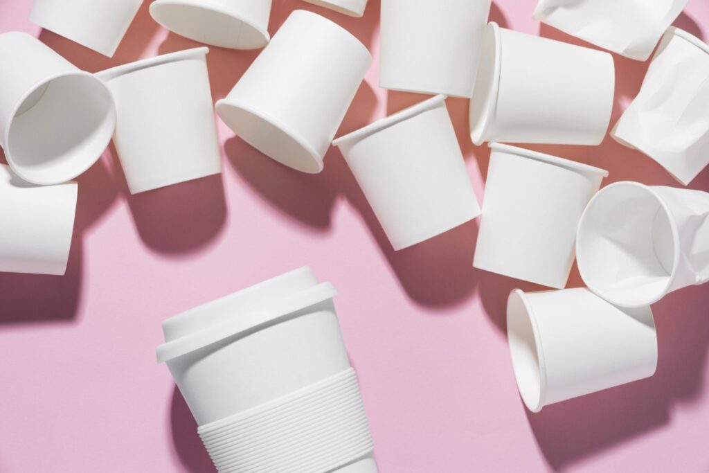Produtos descartáveis, copos descartáveis