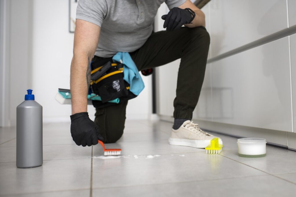 Aprenda a usar o produto correto para limpar o piso 