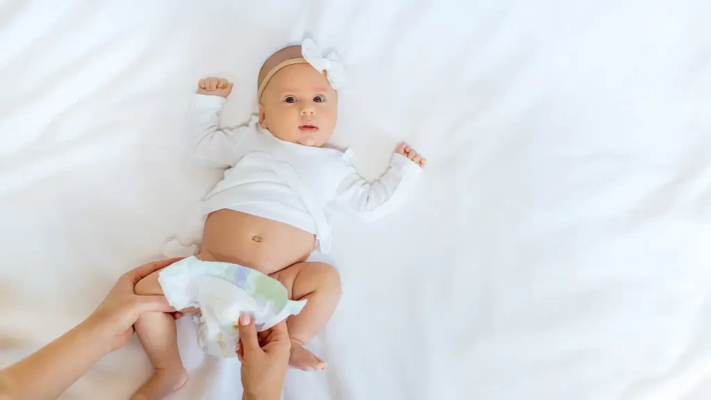 Até quantos meses o bebê usa fralda P? Veja quando trocar Bebê
