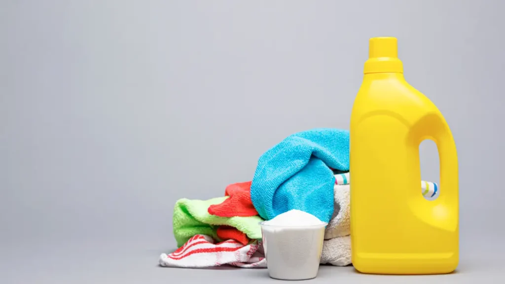 Melhores sabões em pó: 7 opções para escolher em 2026 Panos, sabão em pó em medidor e mais um produto de limpeza para roupas